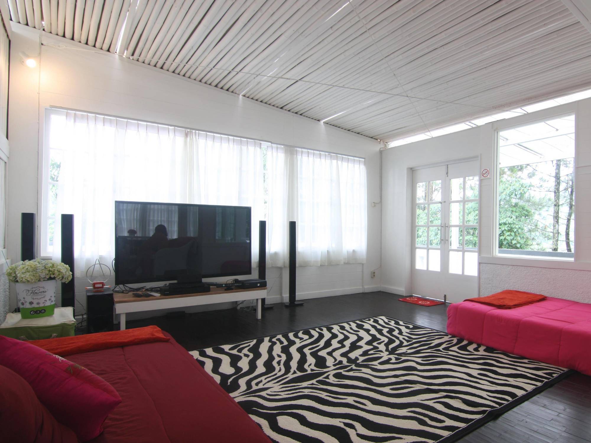 The Peak Home Lembang Exterior foto